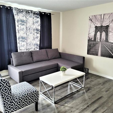 Cozy 4 Bedroom Townhouse - Peaceful Feel Of Home Виннипег Экстерьер фото